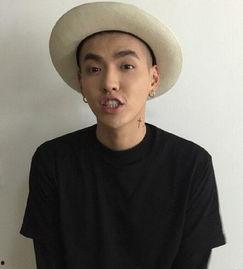 吴亦凡搞怪照片,搞怪照片带你领略“凡凡”的另一面